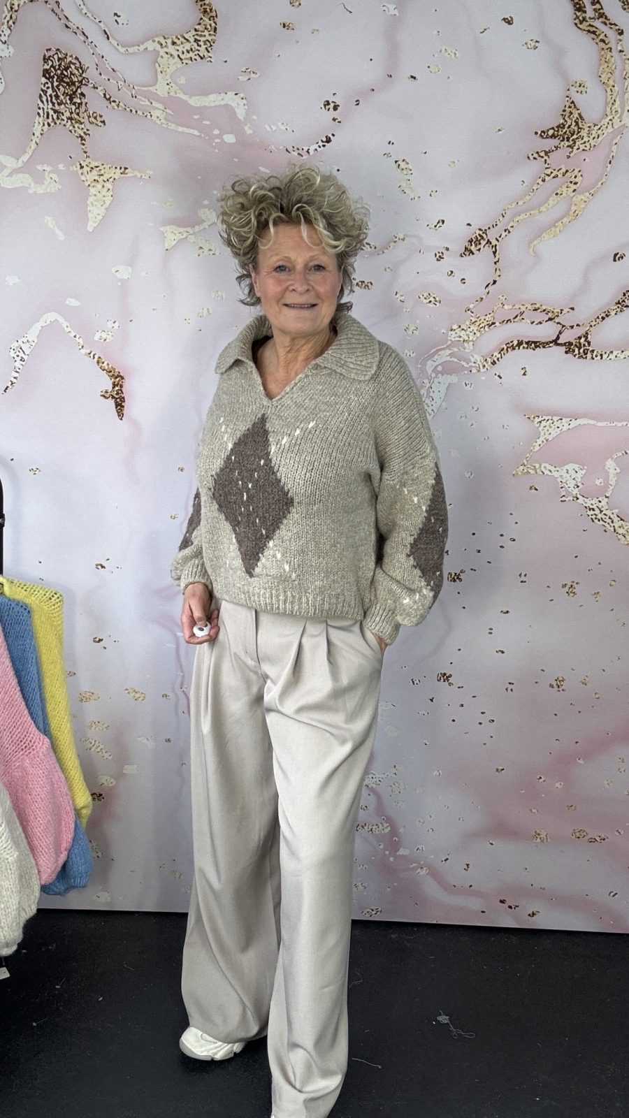 Broek Chastar wijd taupe