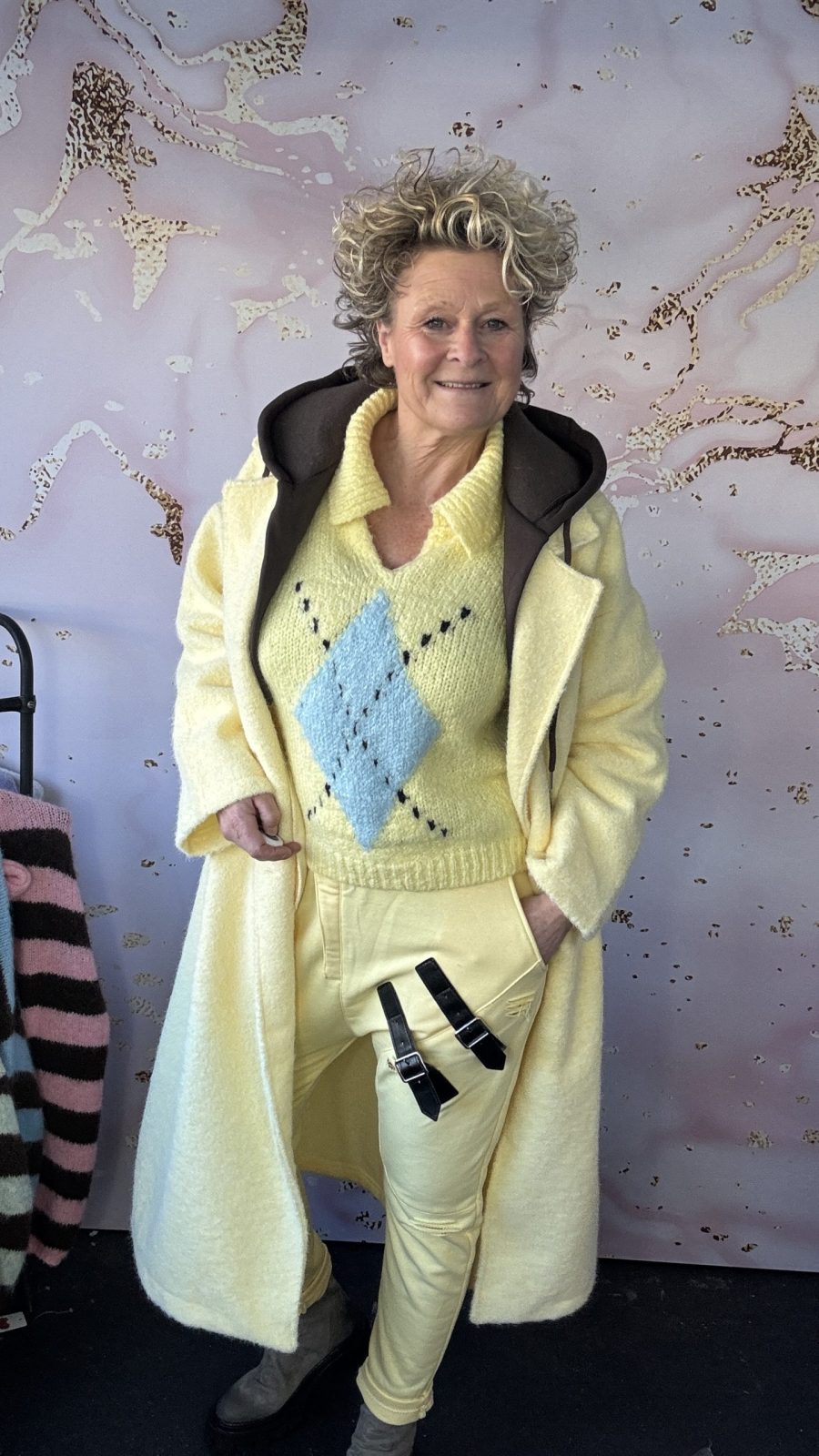 jogg broek Jill zachtgeel