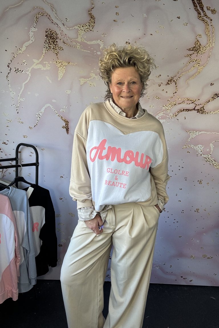 Sweater Amour beige