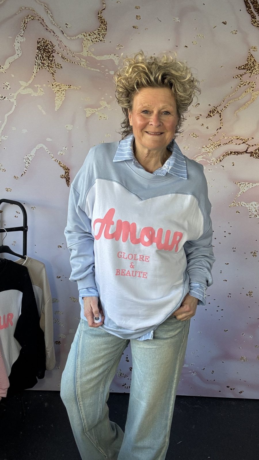 Sweater Amour lichtblauw