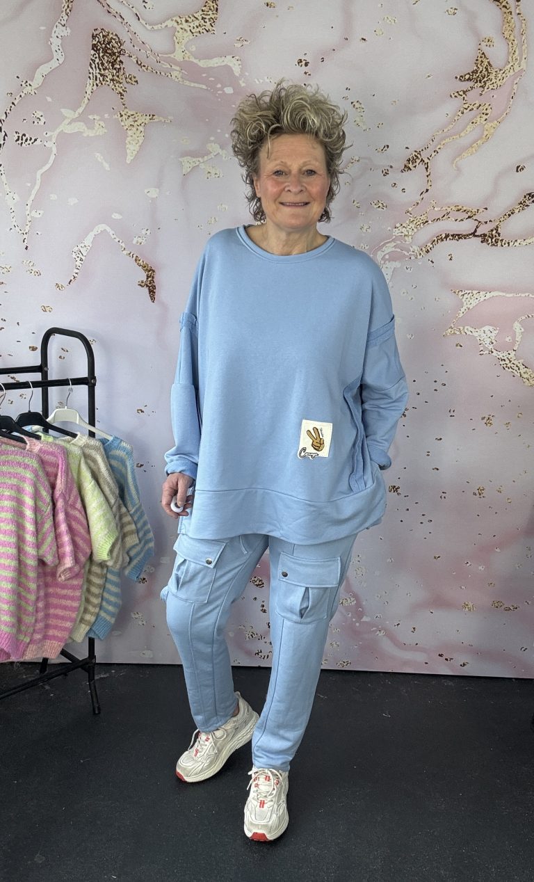 Sweater nijn lichtblauw