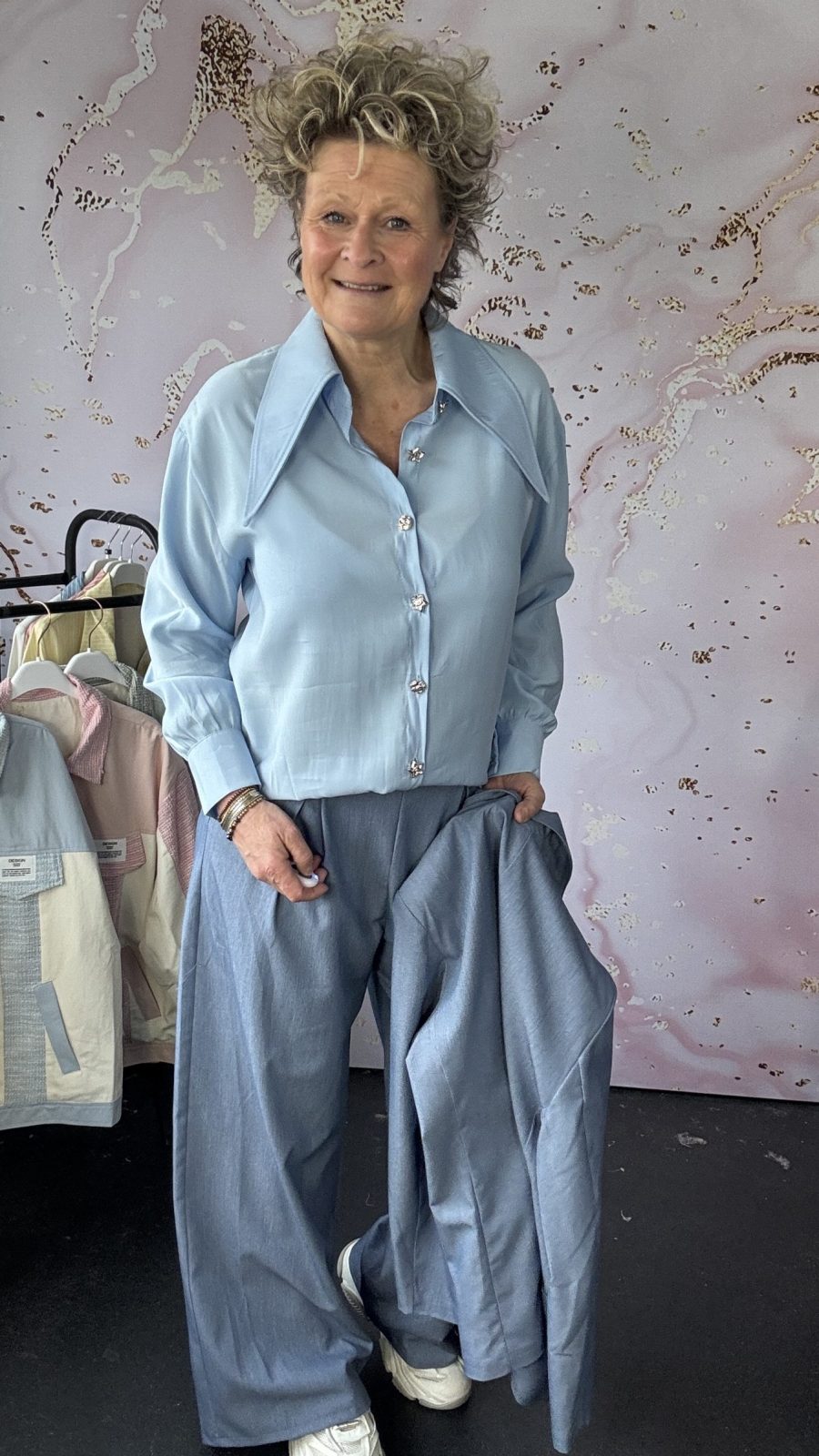 blouse Punt lichtblauw Chastar