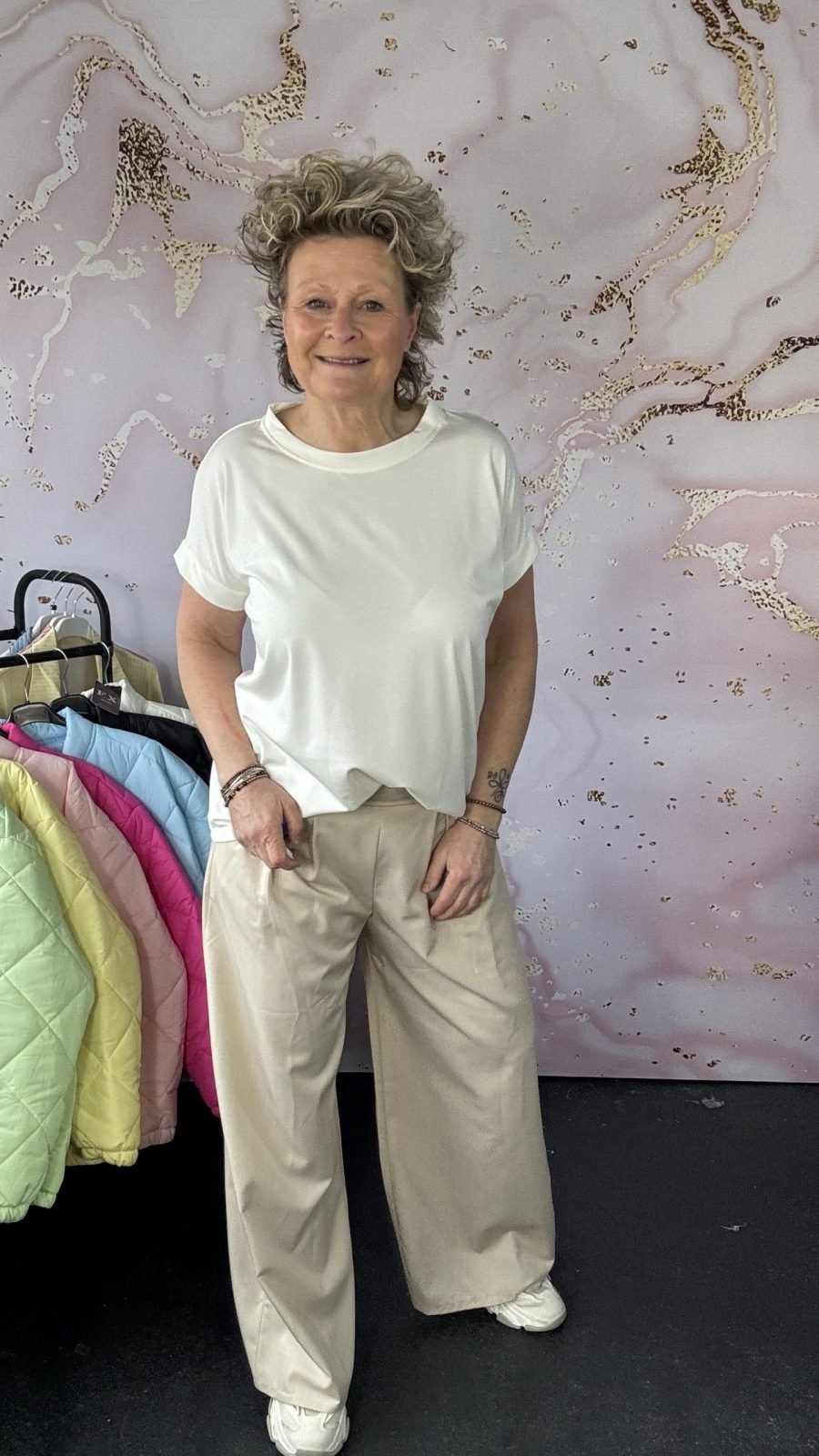 T-Shirt basis chastar offwhite