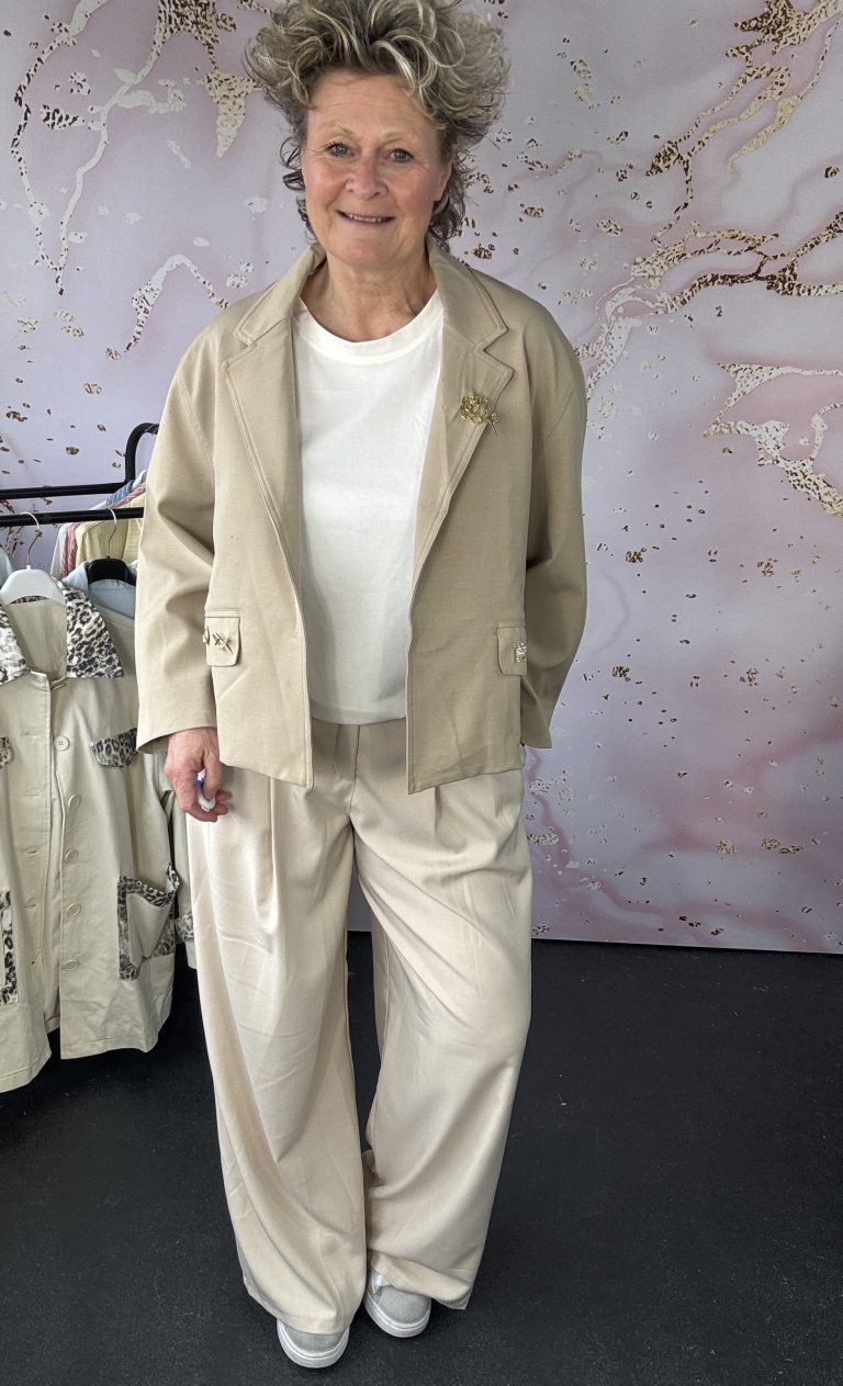 blazer Rosa camel