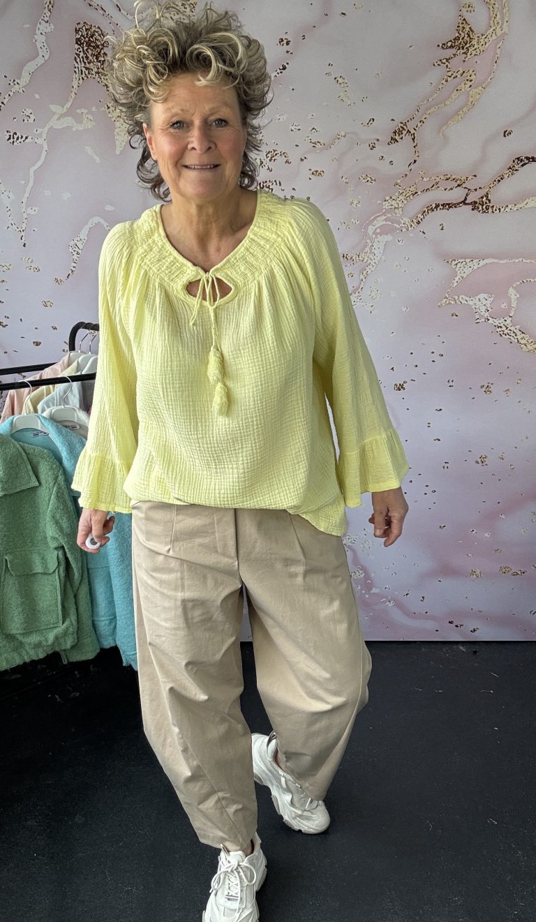 Blouse Aila geel