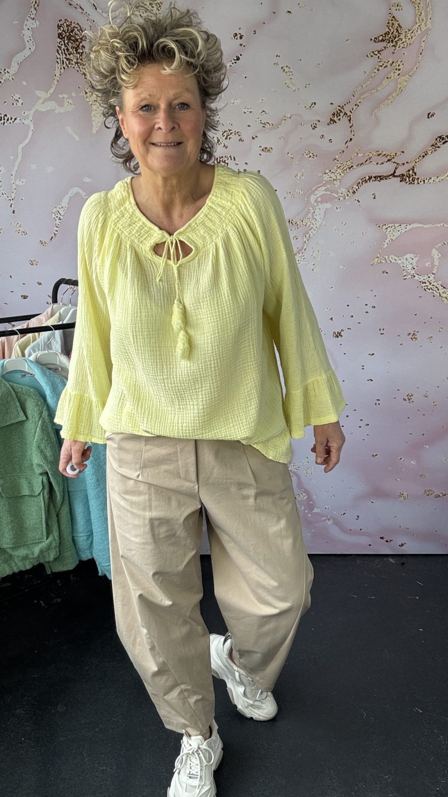 Blouse Aila geel
