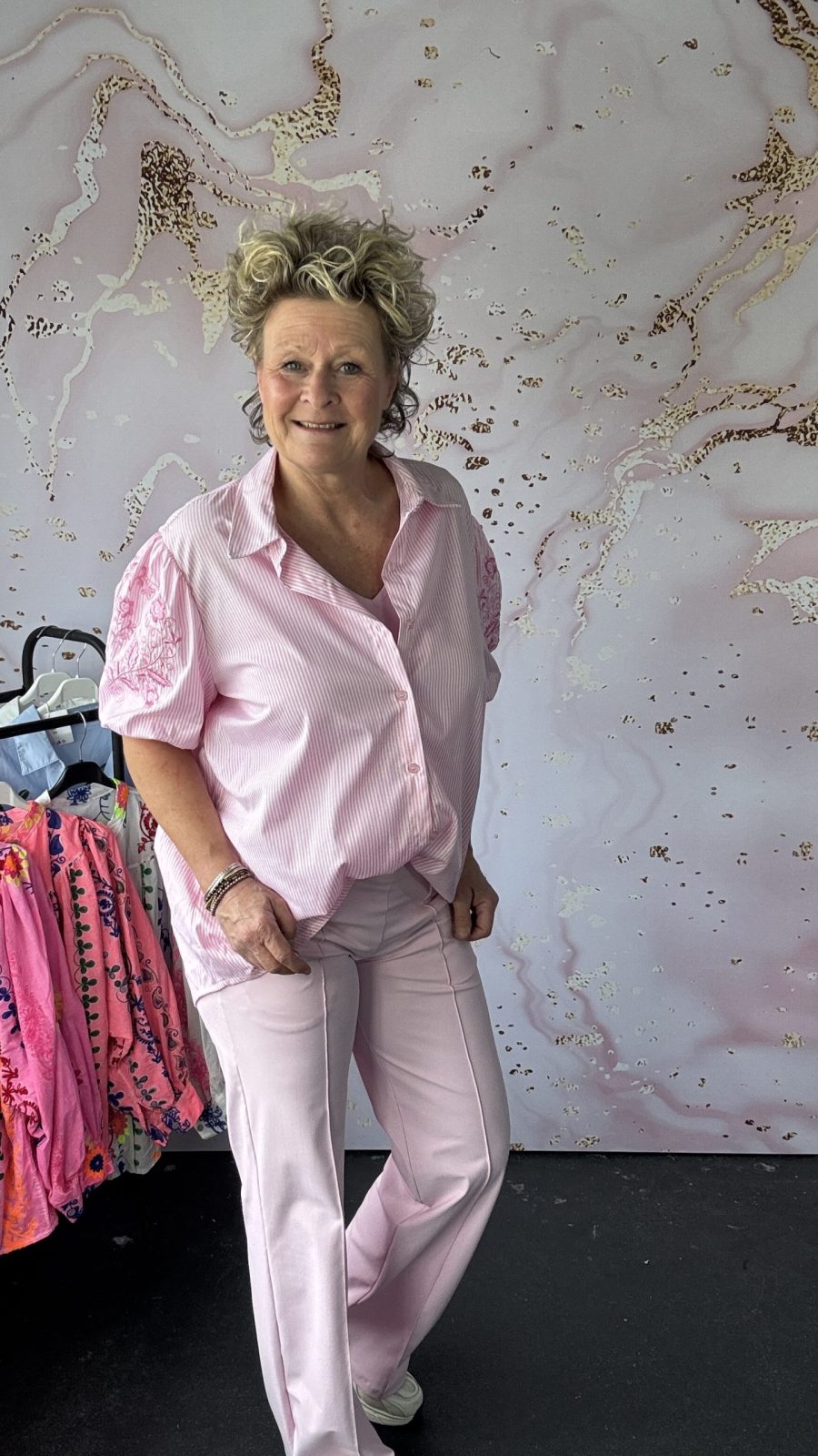 Blouse broderie streep roze