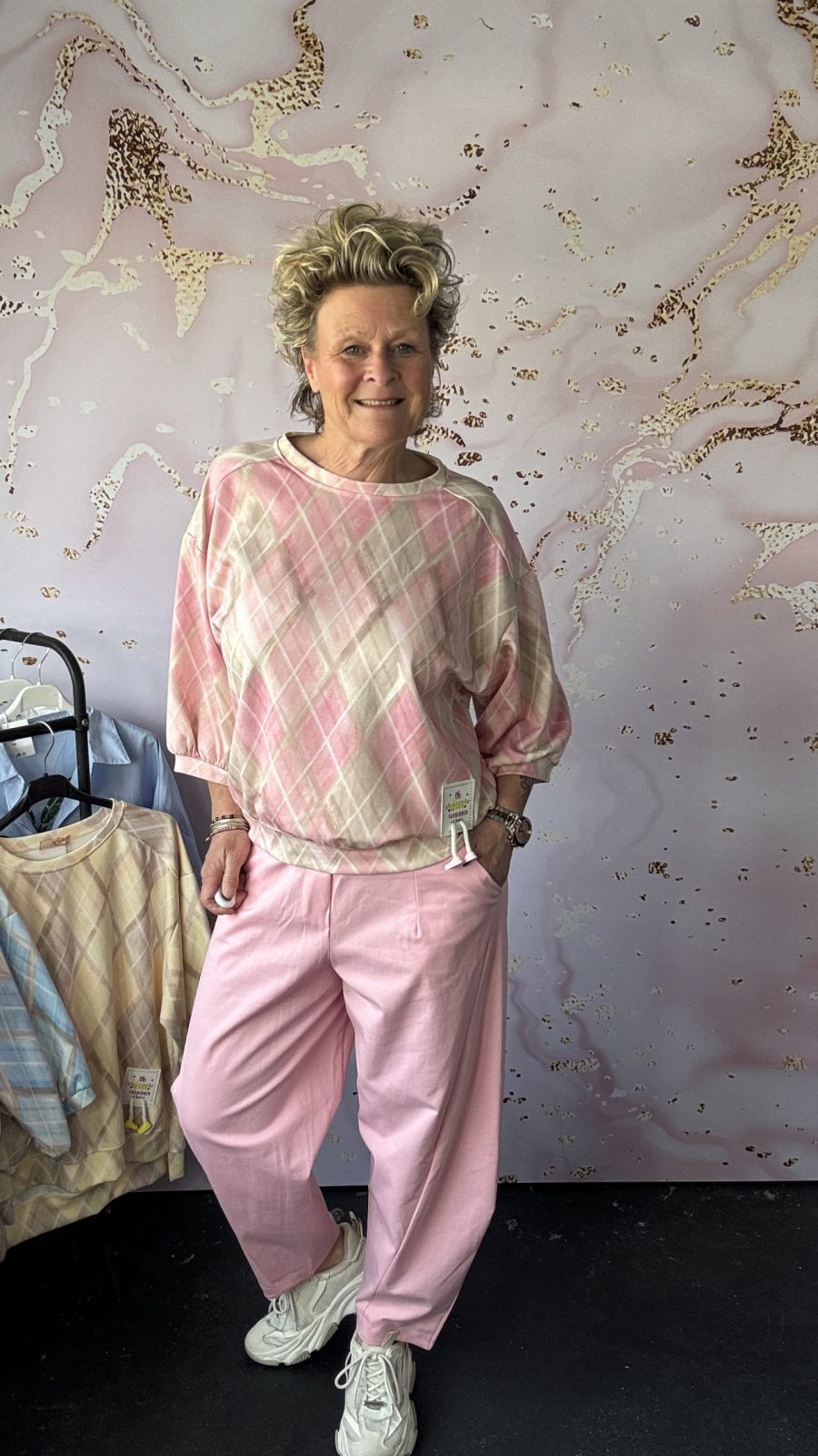 Sweater klomp roze