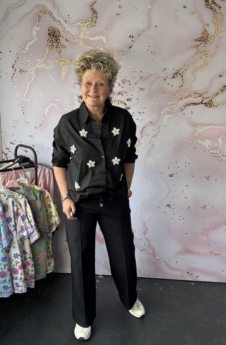 Blouse schelp zwart