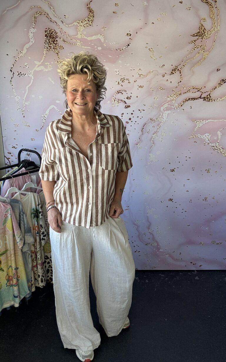 Blouse strepi bruin