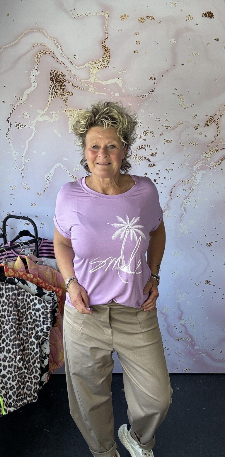 T Shirt SMILE lila