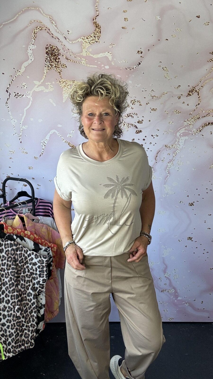 T Shirt SMILE beige