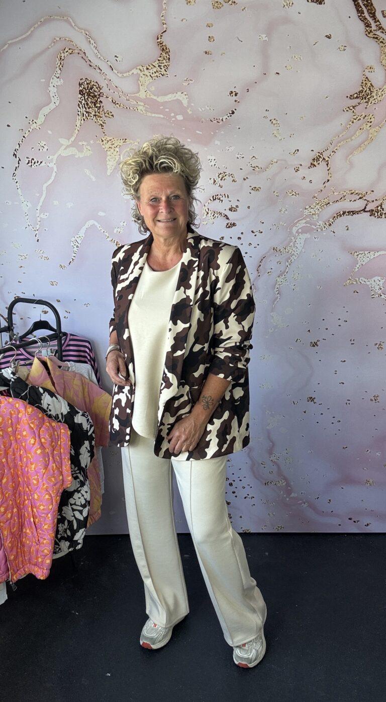 Blazer Lia army bruin