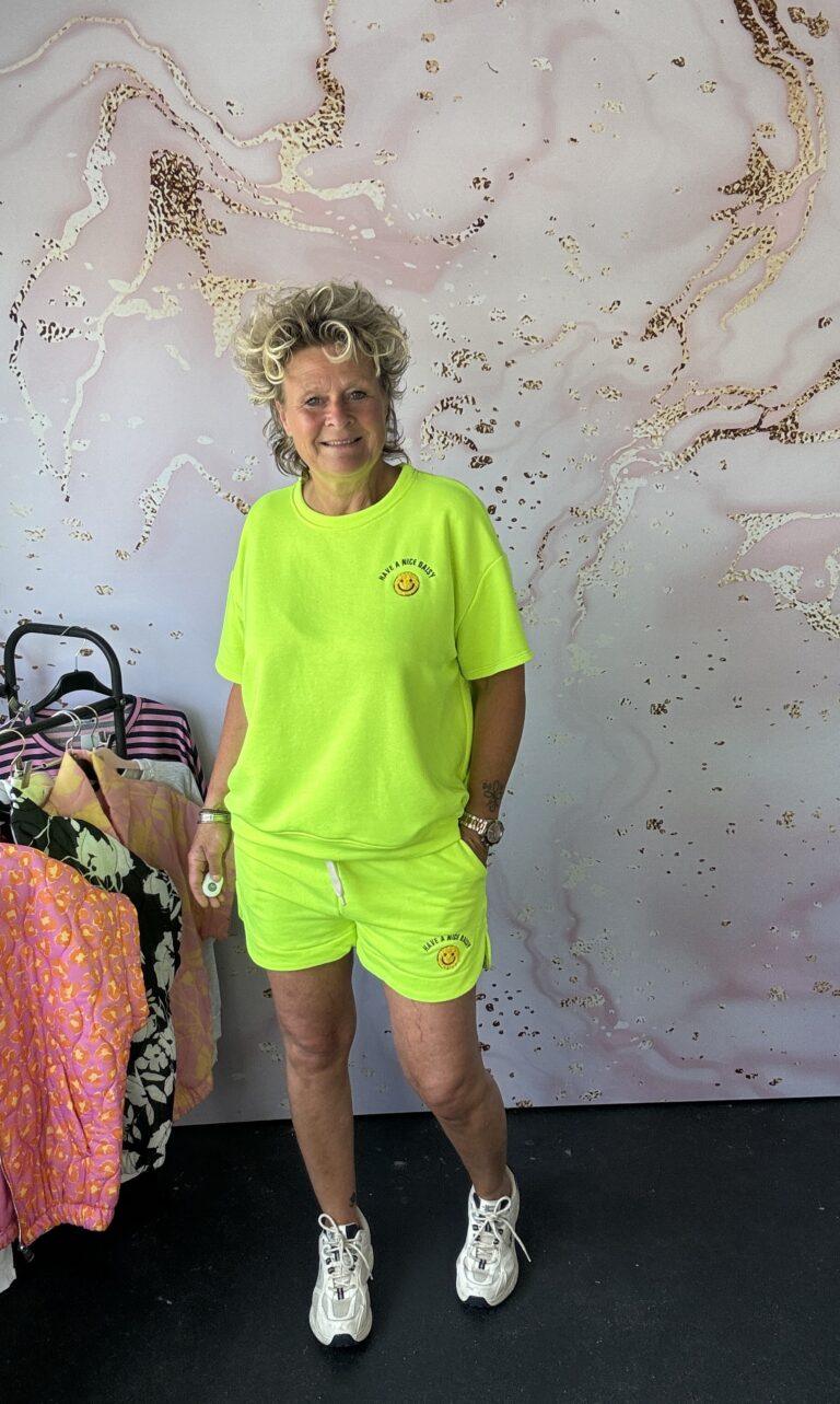 2 delige set Smile neon geel