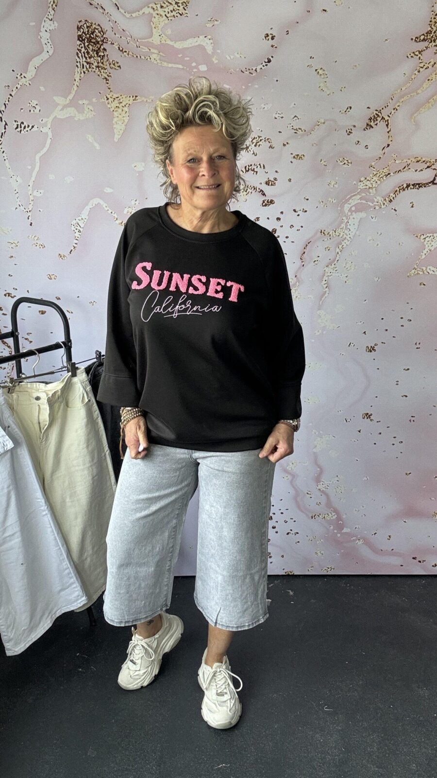 Sweater Sunset zwart