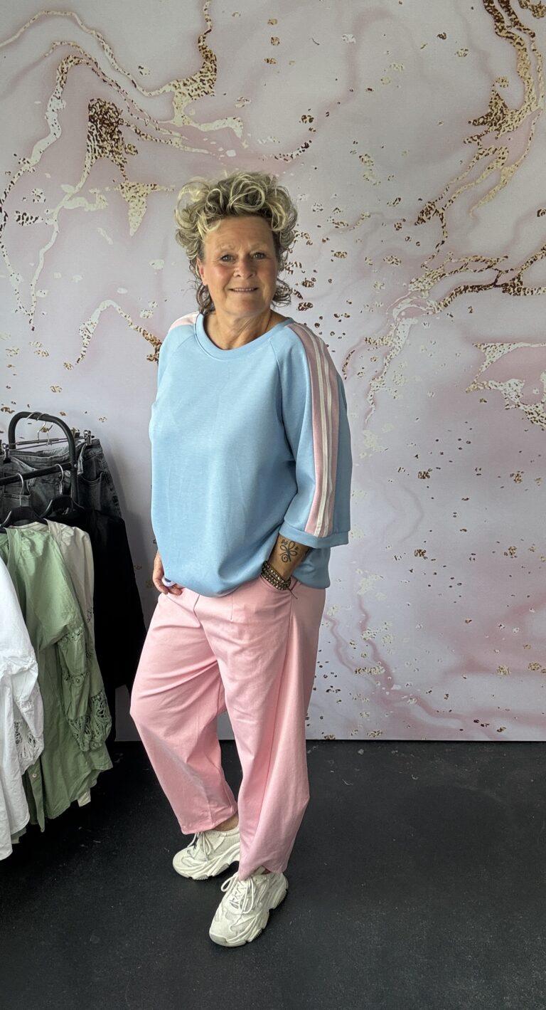 Sweater Addi lichtblauw