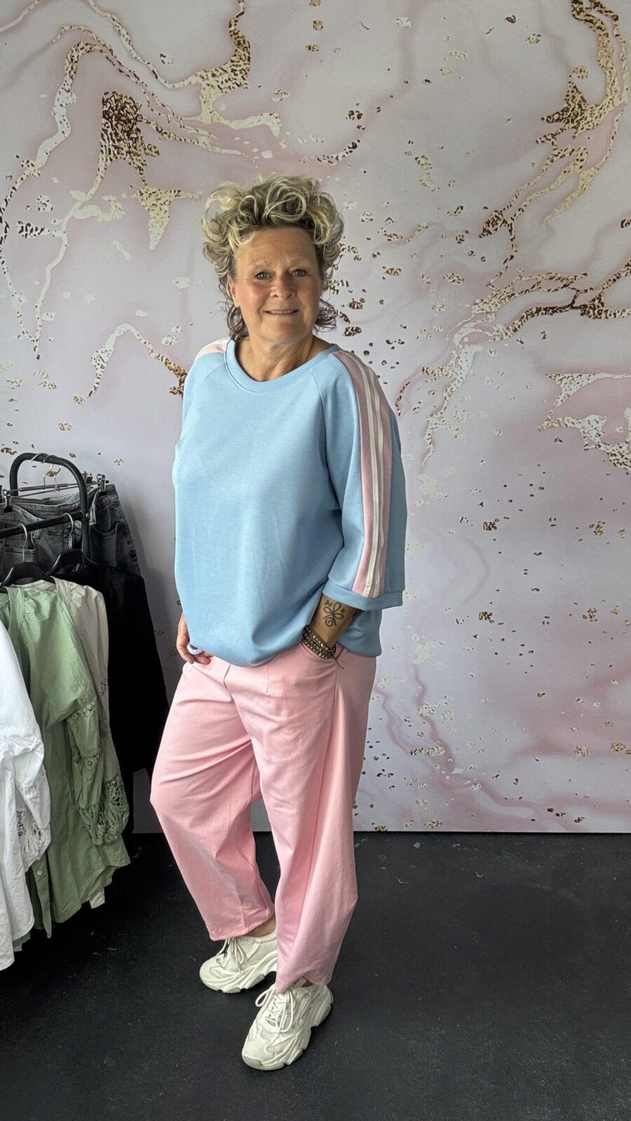 Sweater Addi lichtblauw