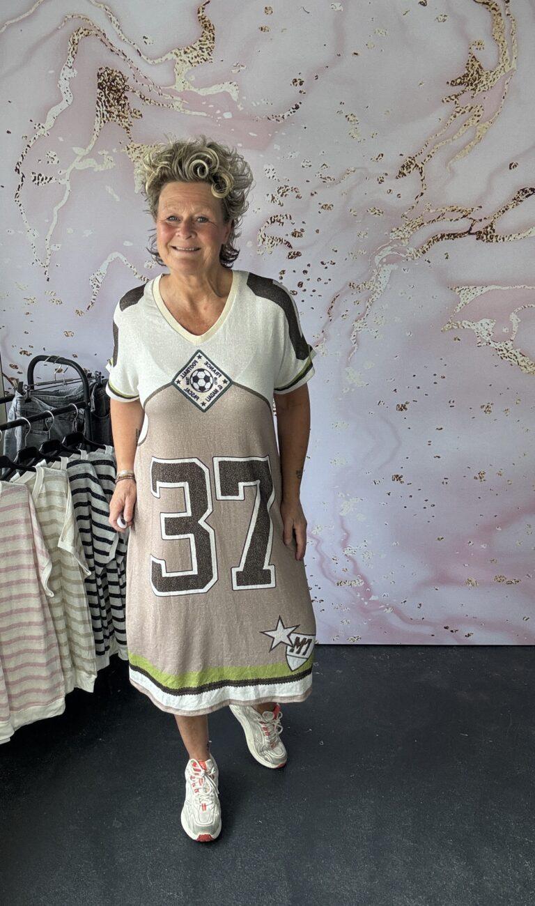 jurk 37 beige