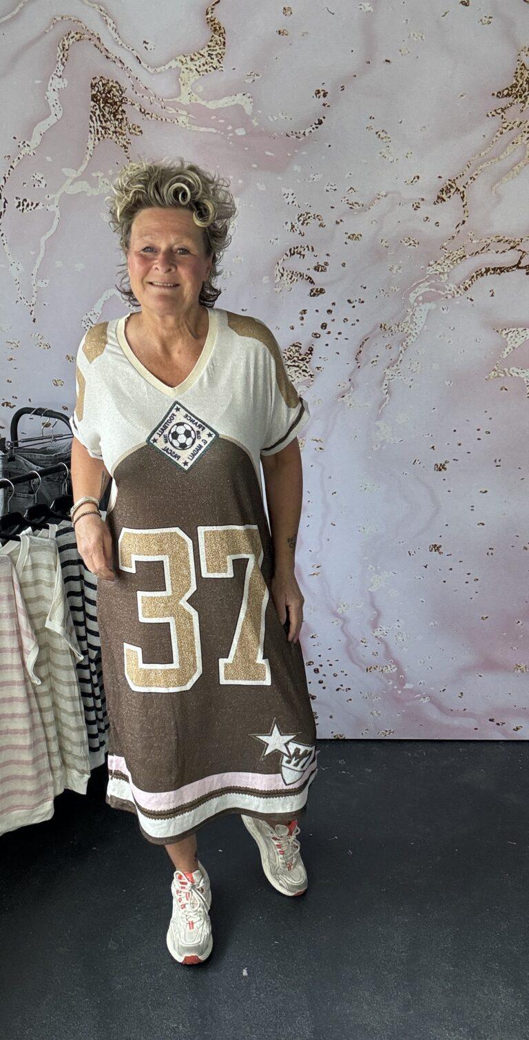 jurk 37 bruin