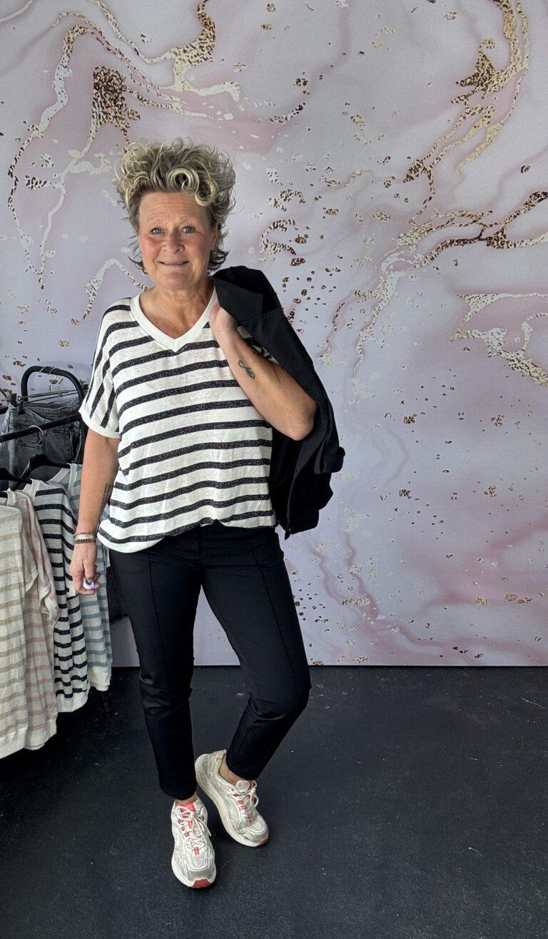 T Shirt Louisa zwart