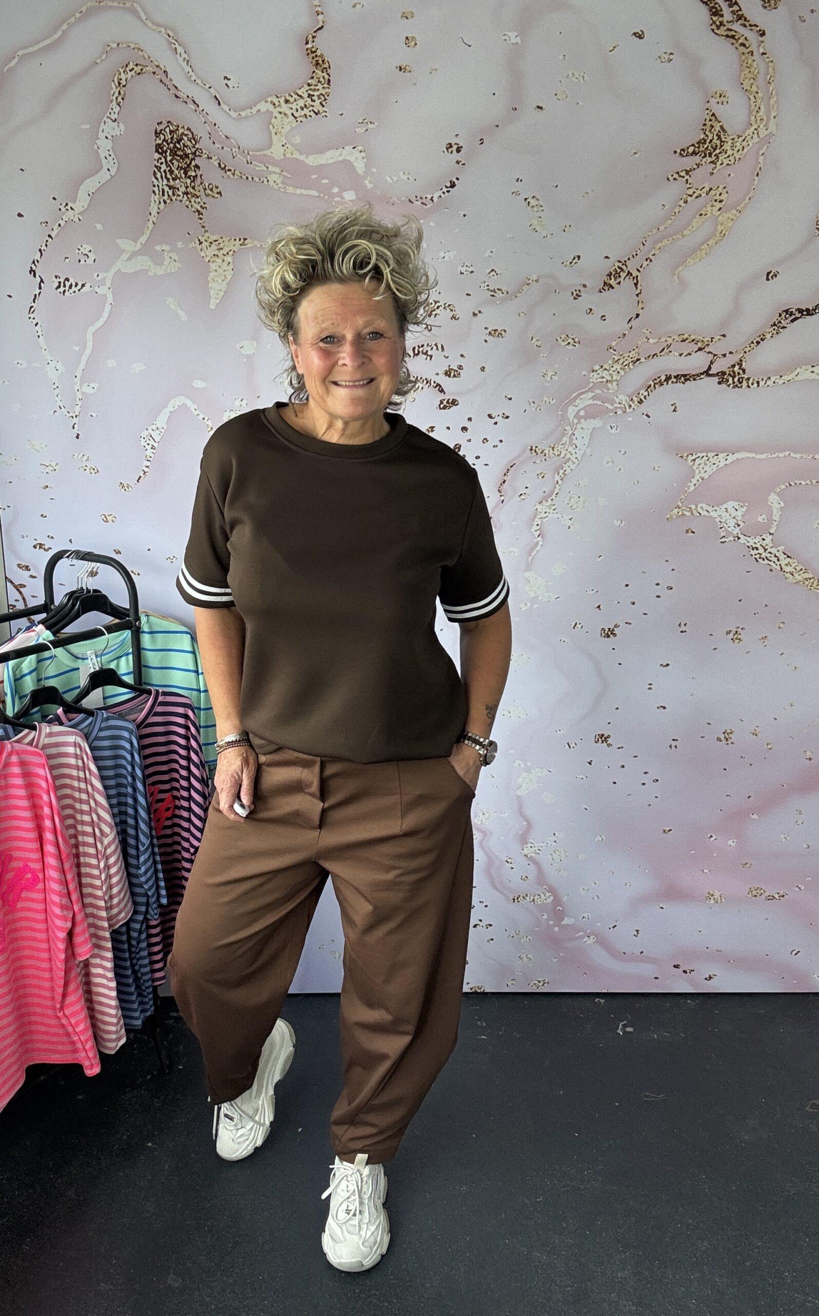 T Shirt Belinda bruin - Afbeelding 2