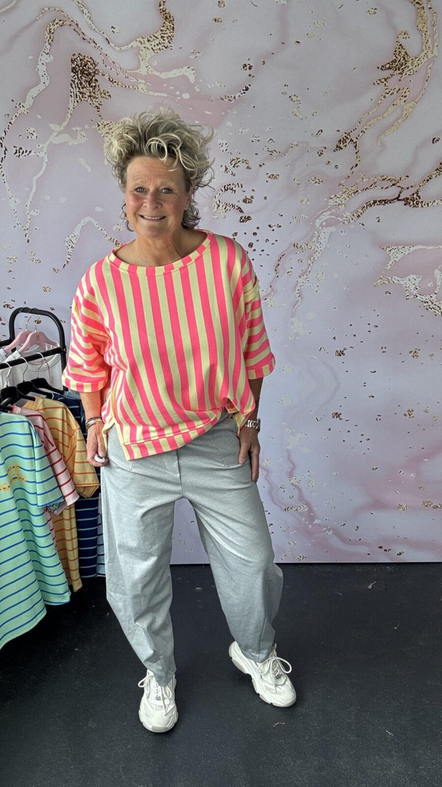 Sweater Azara stripe fuchsia/geel