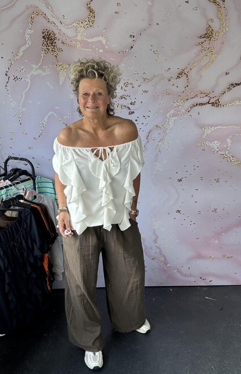 Blouse off shoulder wit