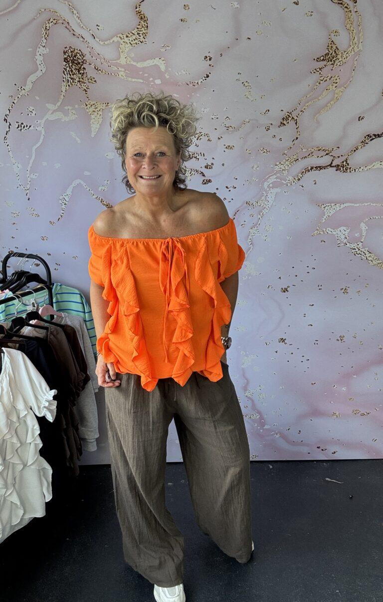 Blouse off shoulder oranje