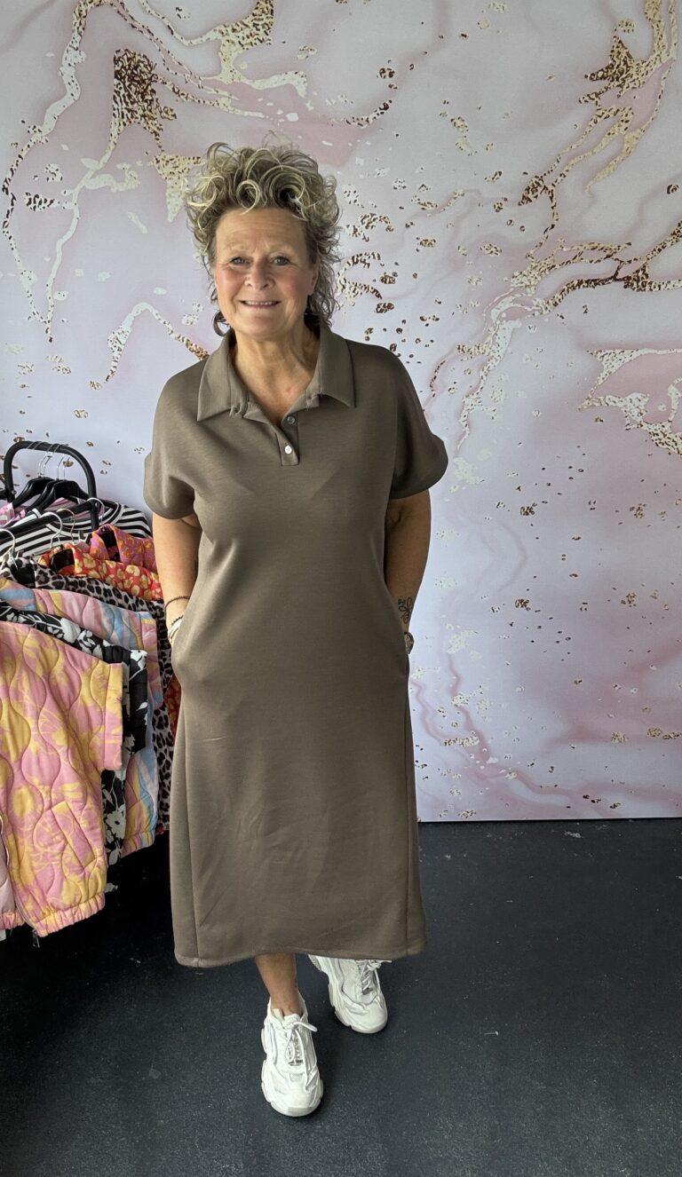 jurk Savielle lichtbruin