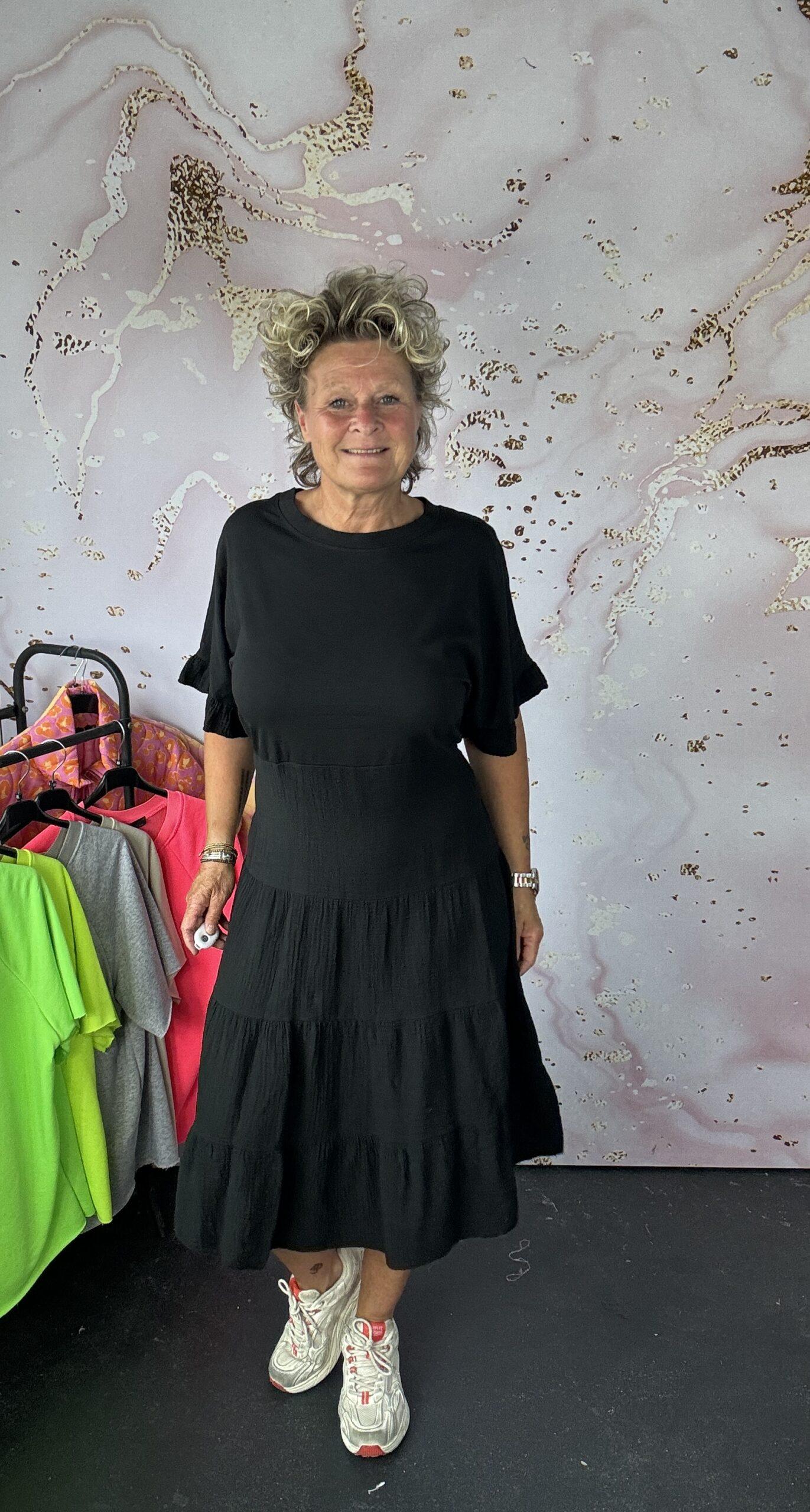 jurk loes Zwart - Afbeelding 2