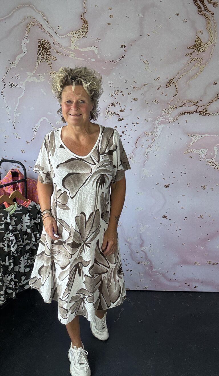 jurk flower lichtbruin