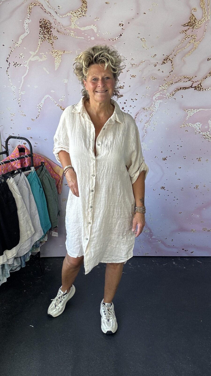 Jurk/ doorknoop blouse vanille