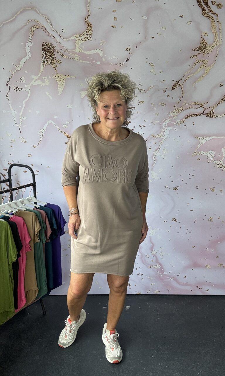 Sweater jurk Ciao Amore taupe