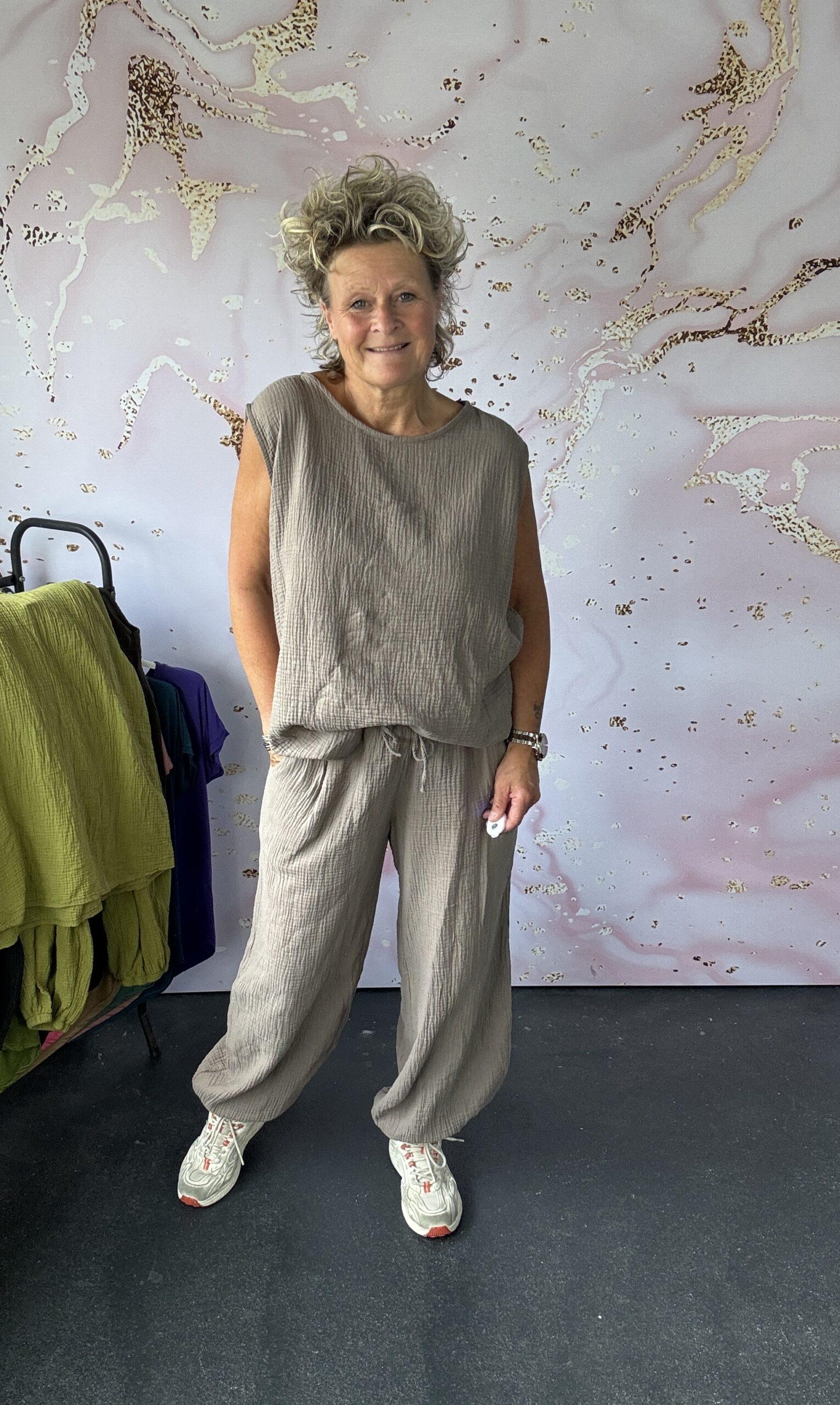 2 delige set Anna taupe