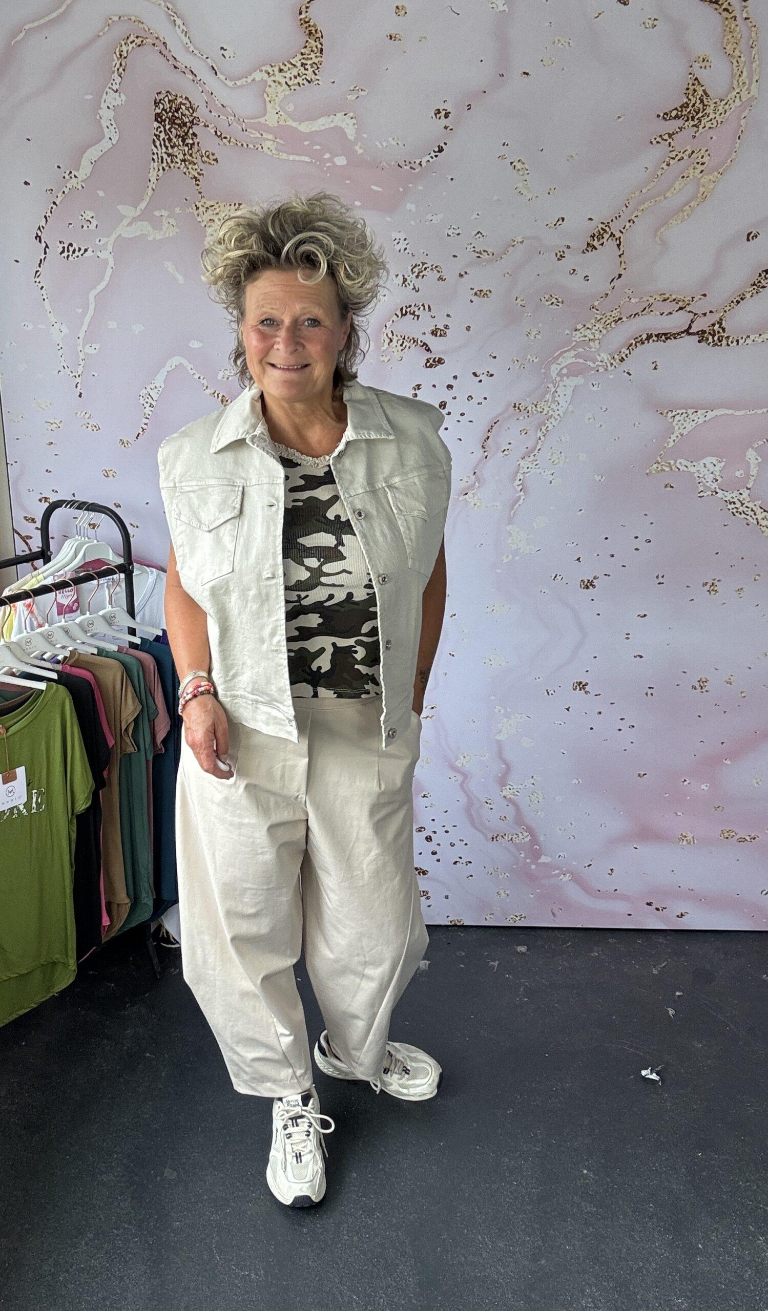 Jeans mouwloos jack Loisa beige Chastar - Afbeelding 2