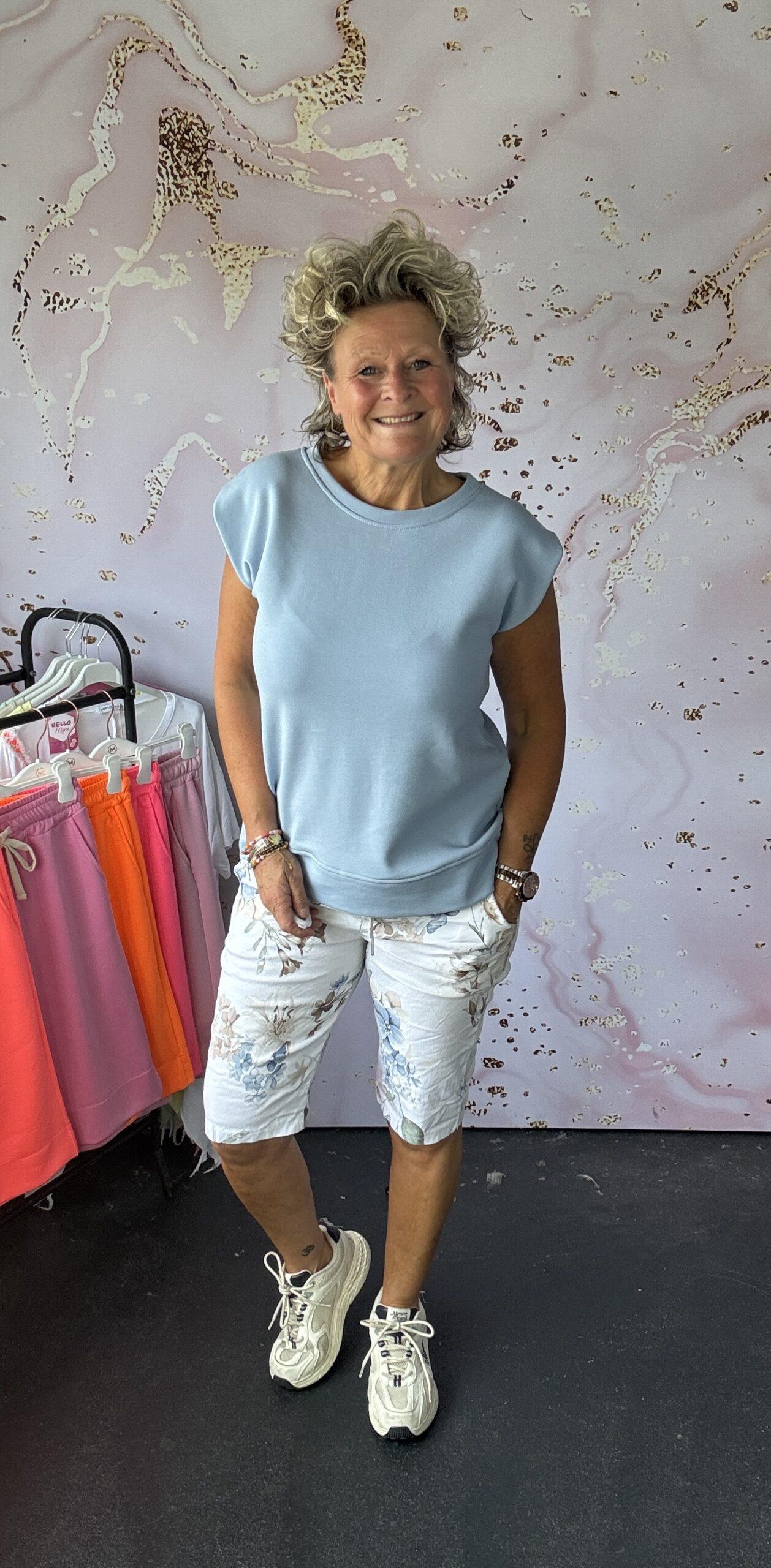 sweater mouwloos lichtblauw - Afbeelding 2