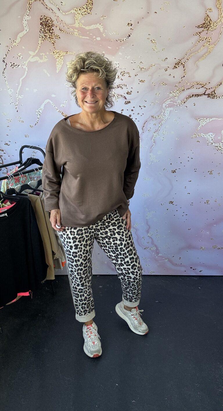 Sweater ANN bruin