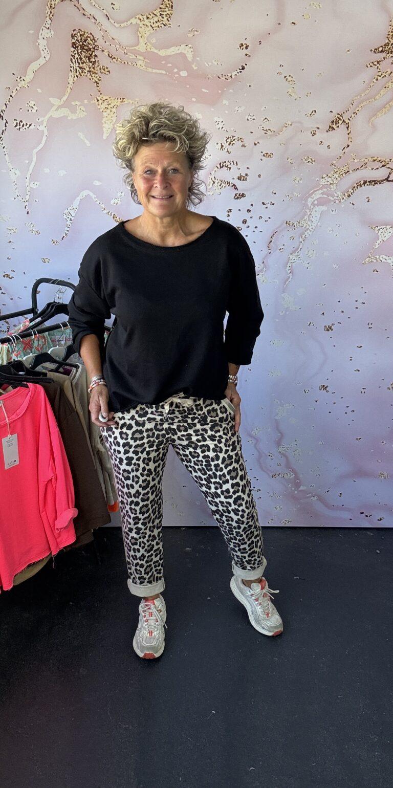Sweater ANN zwart