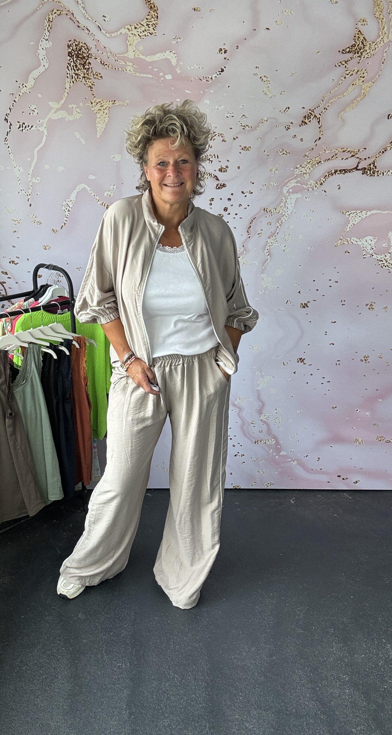 2 delige set Wietske taupe