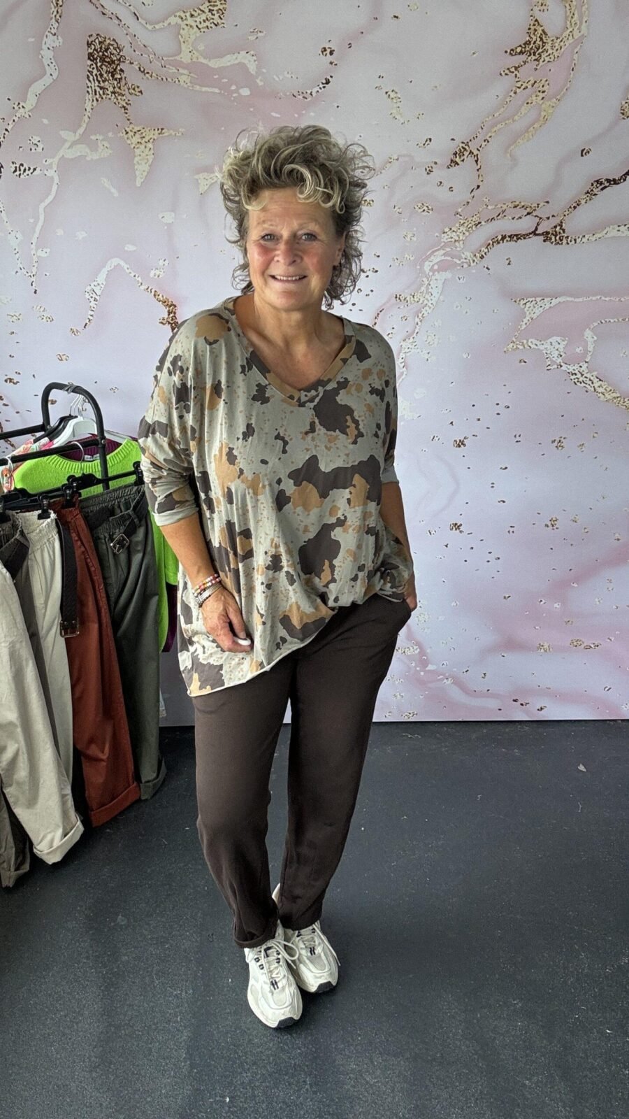 Shirt Army print taupe