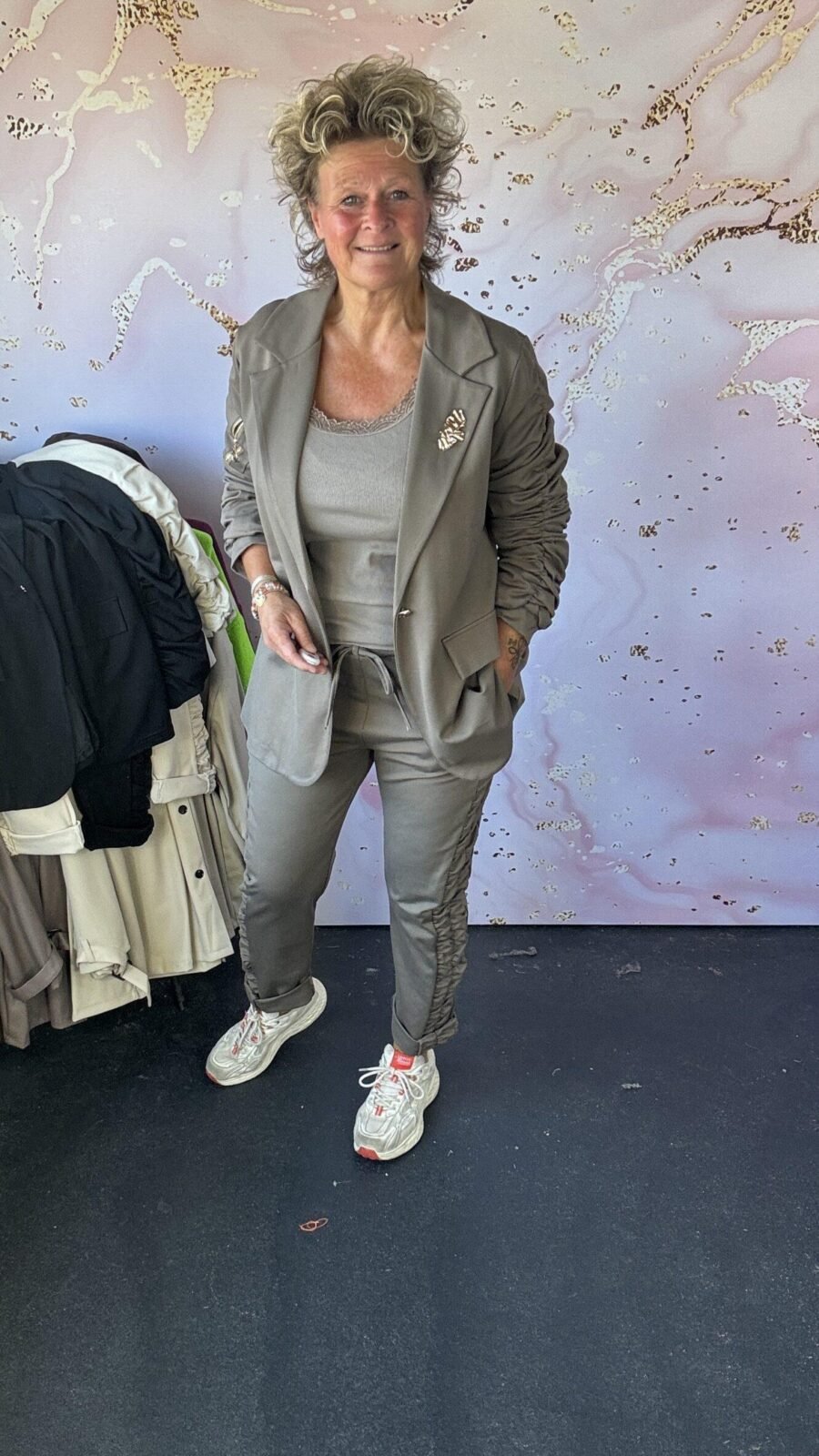 2 delige set Karen taupe