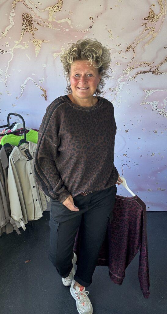 Trui Anne Bruin Print