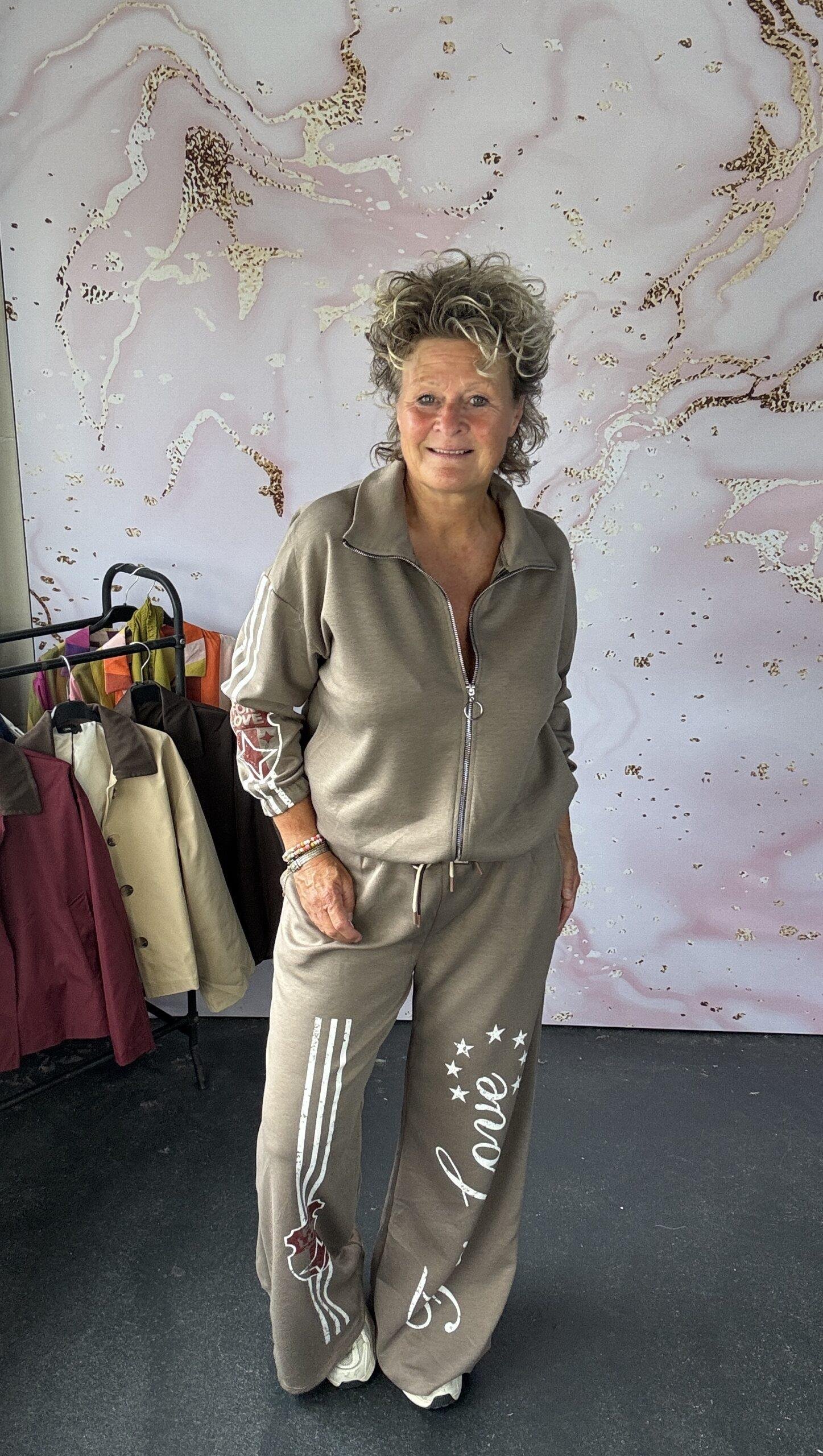 2 delige set Love taupe - Afbeelding 2