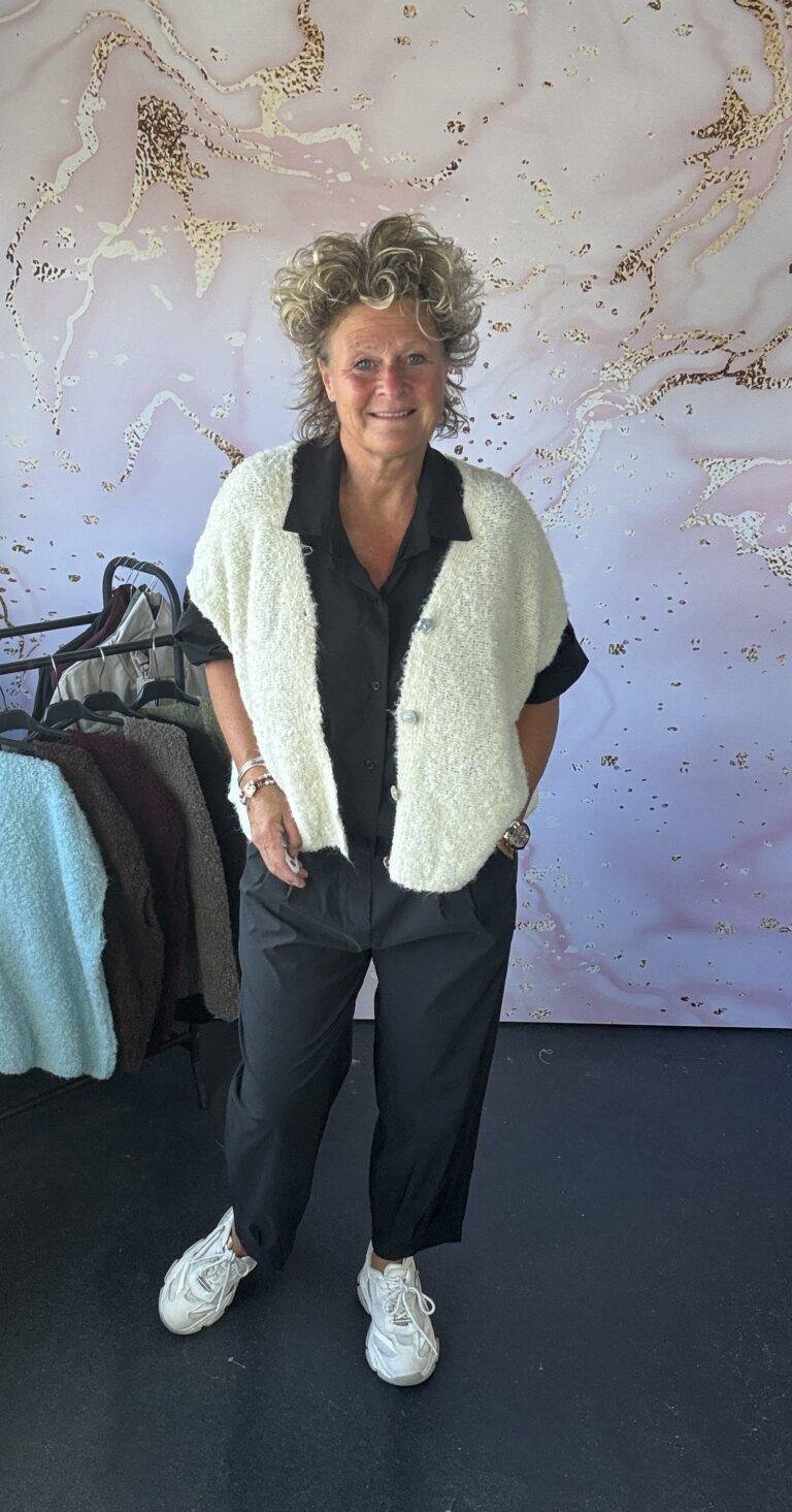 vest boucle offwhite