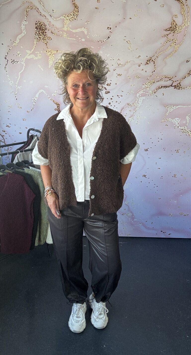 vest boucle bruin