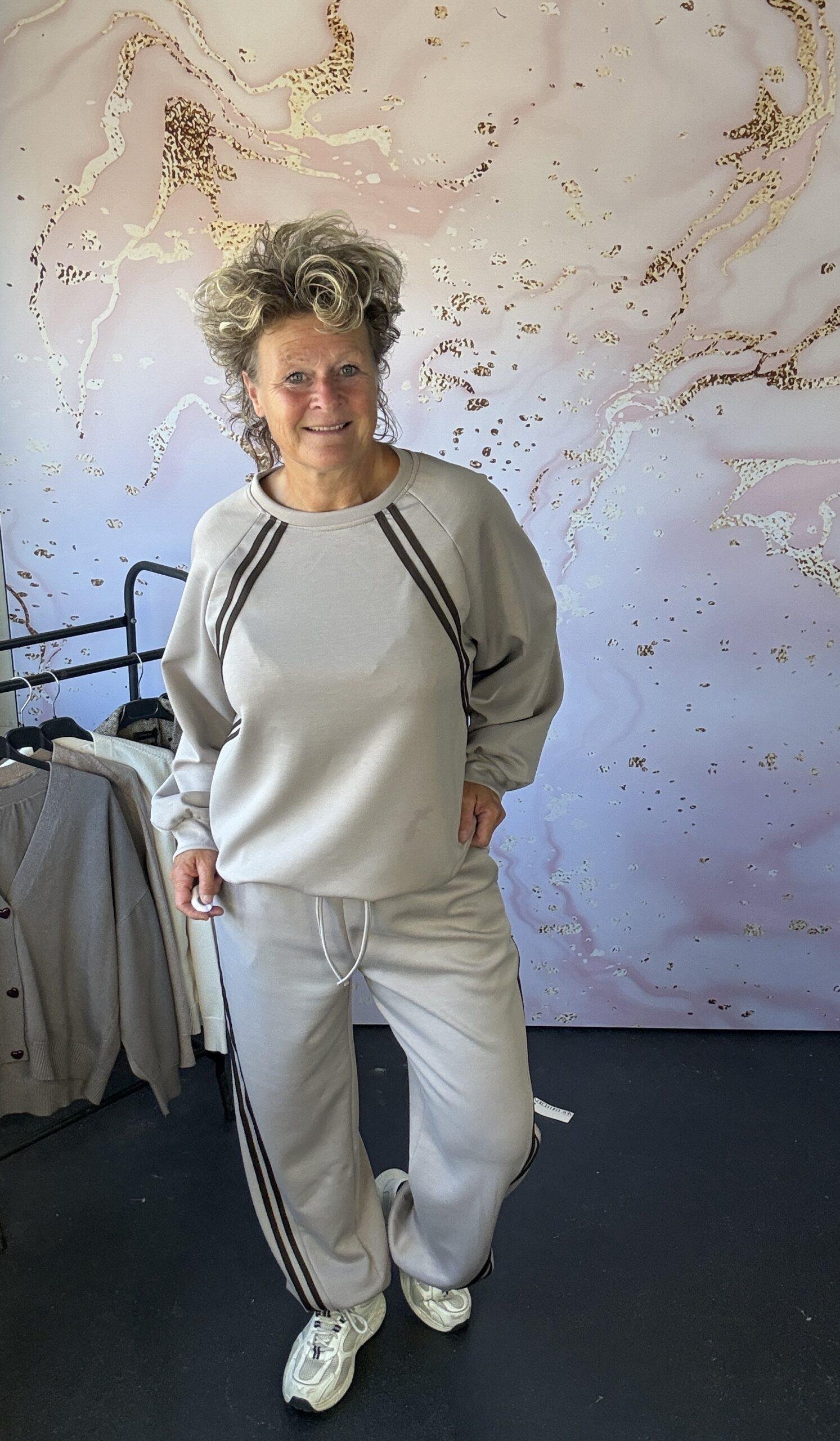 2 delige set paula taupe
