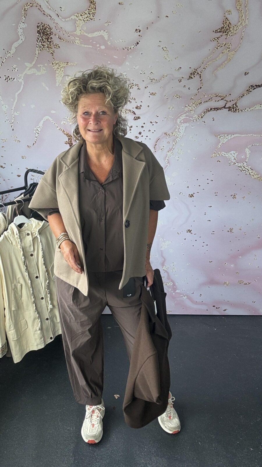 Jasje body taupe