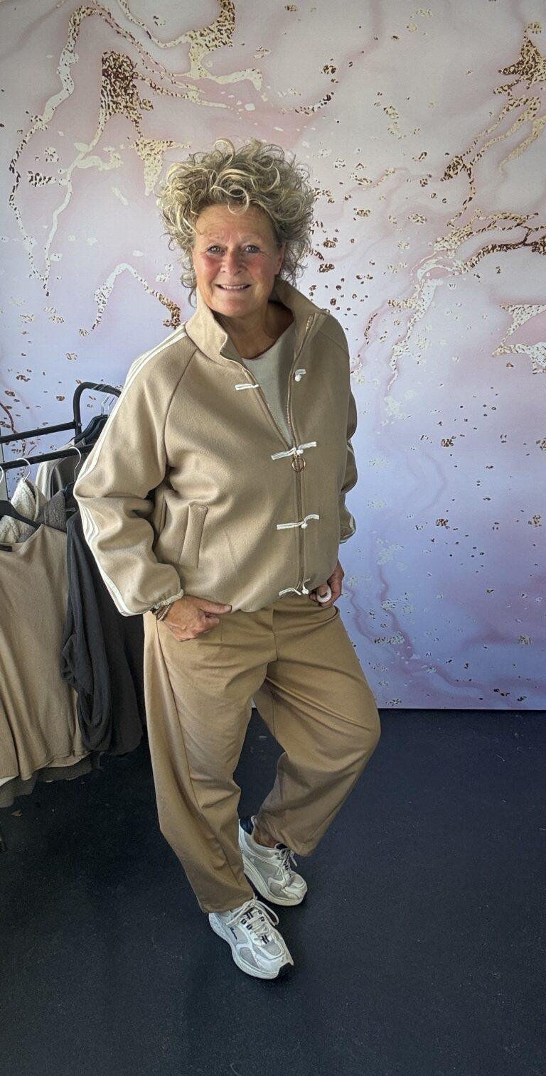 bomber jas jane camel