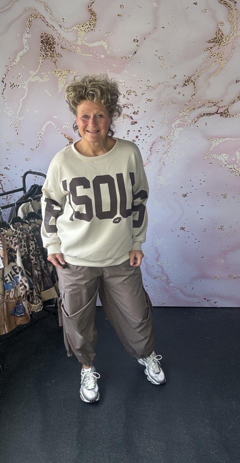 sweater Bisous beige