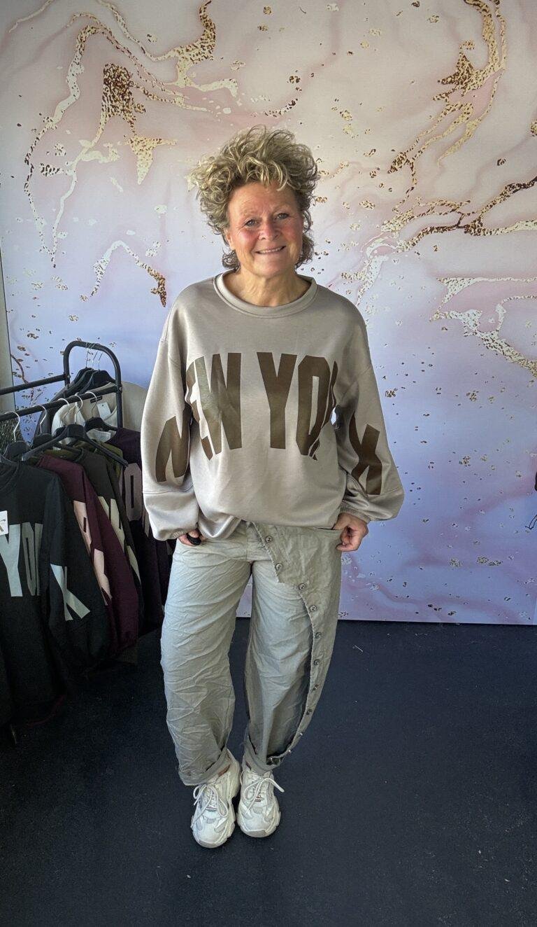 sweater New York taupe